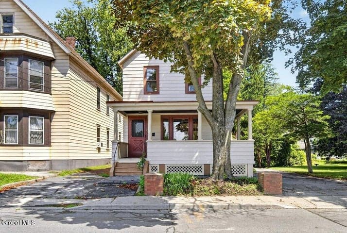 8 Schonowee Avenue, Scotia, NY, photo 2