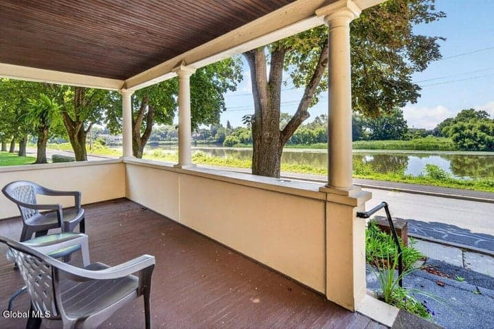 8 Schonowee Avenue, Scotia, NY, photo 3