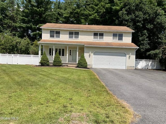 12 Netherlands Boulevard, Rotterdam, NY, photo 1