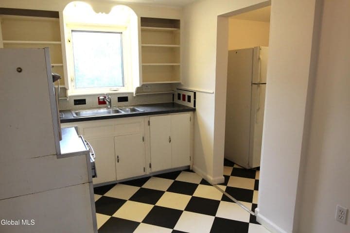 525 Orlinda Avenue, Glenville, NY, photo 5