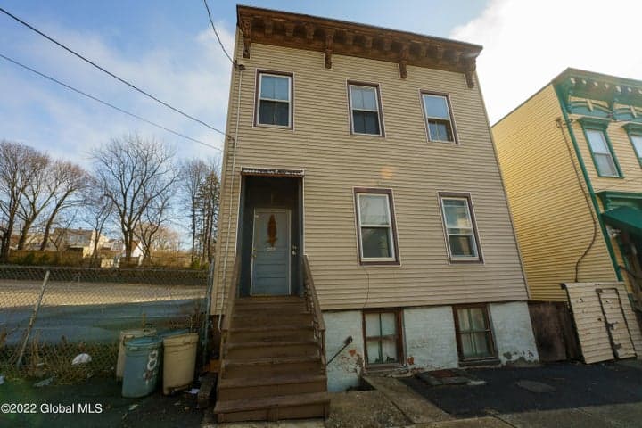 269 Elk Street, Albany, NY