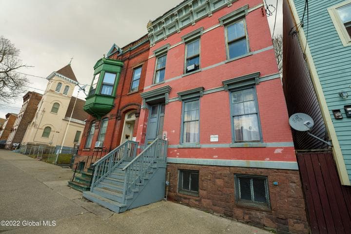 355 Clinton Avenue, Albany, NY, photo 2