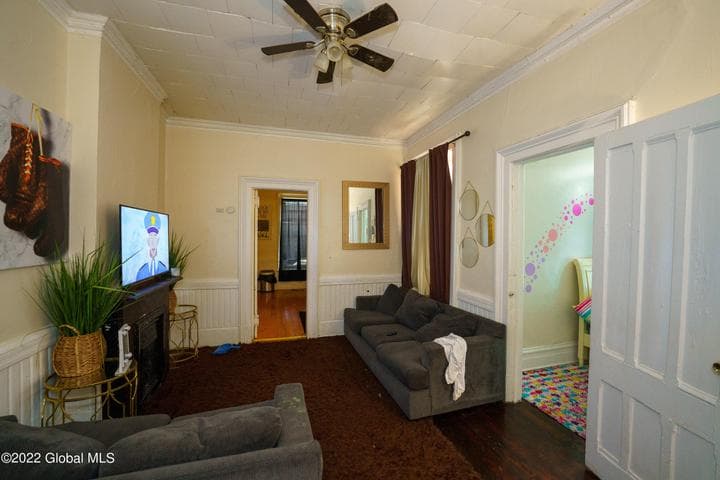 355 Clinton Avenue, Albany, NY, photo 4