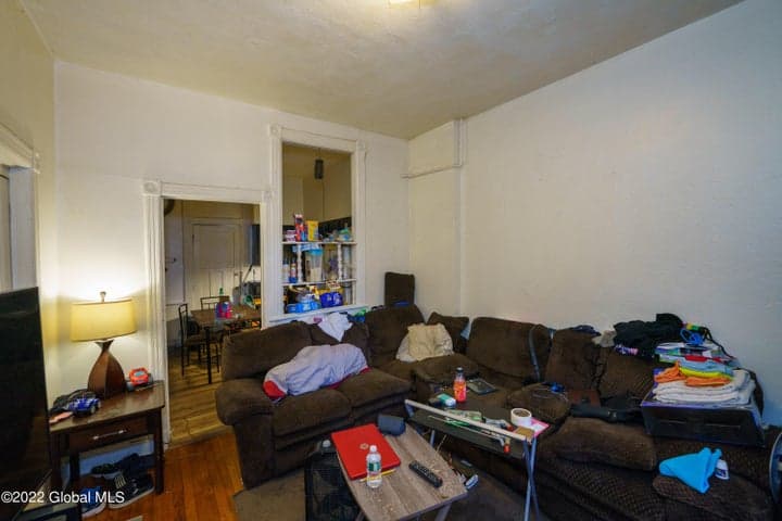 611 Clinton Avenue, Albany, NY, photo 4