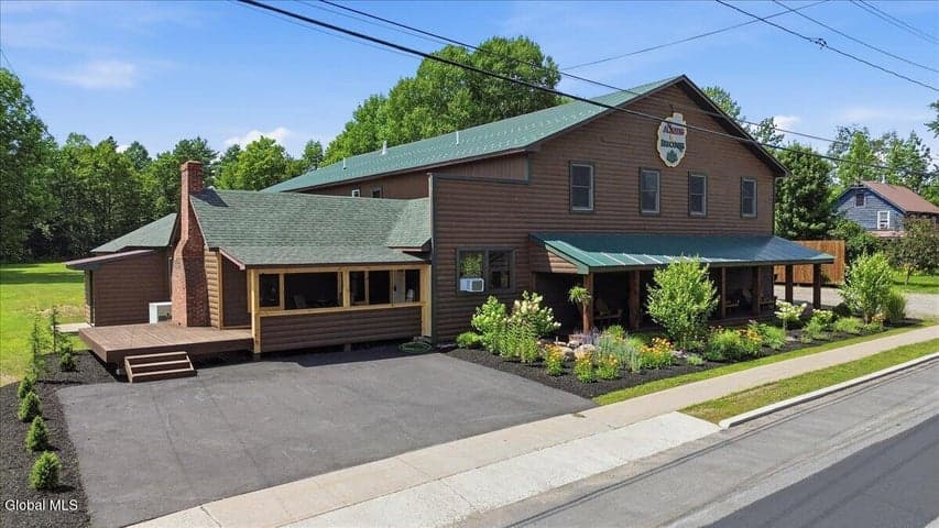 6275 New York 30, Indian Lake, NY