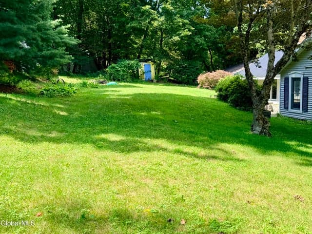 16 Maple Avenue, Brunswick, NY, photo 3