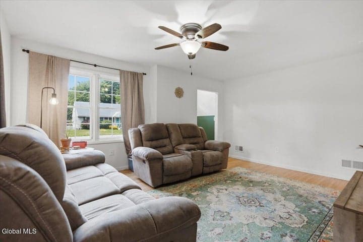 2 Dorrer Avenue, South Glens Falls, NY, photo 4
