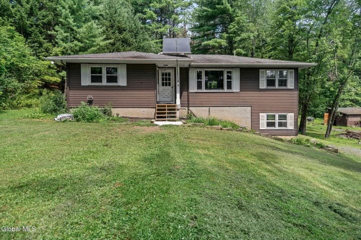 134 Hoags Corners Road, Nassau, NY, photo 1