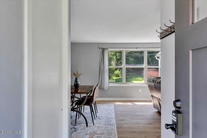1221 Jason Lane, Niskayuna, NY, photo 4