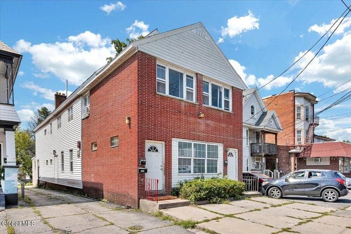 1517 Van Vranken Avenue, Schenectady, NY
