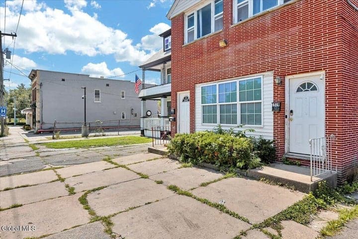 1517 Van Vranken Avenue, Schenectady, NY, photo 3