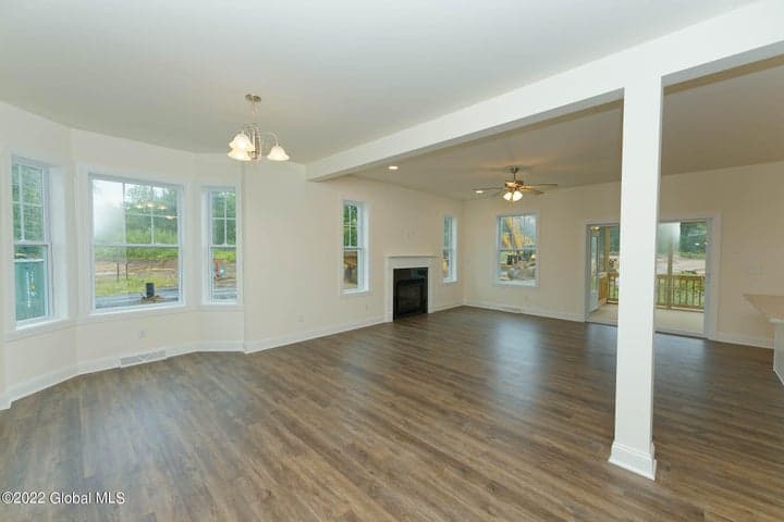 7 Balsam Court, Ballston, NY, photo 5