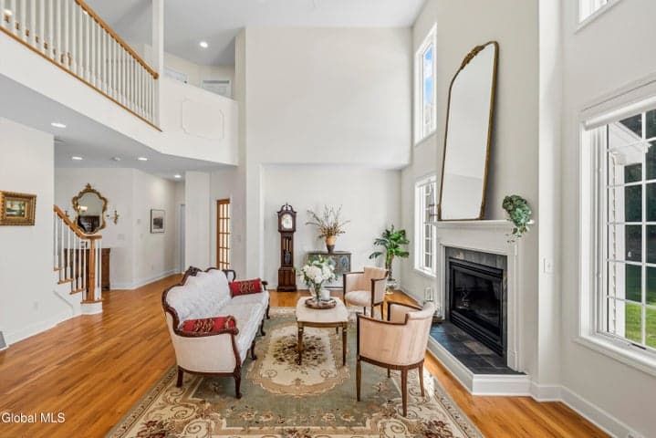 42 S Outlook Drive, Halfmoon, NY, photo 4
