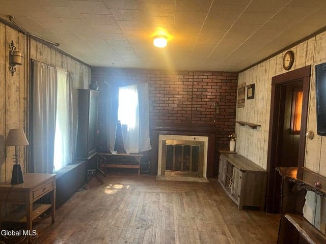 2 Wheeler Avenue, Whitehall, NY, photo 5