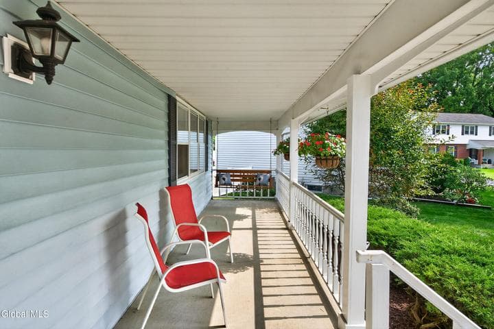 6 Durham Court, Colonie, NY, photo 4