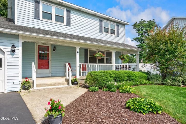 6 Durham Court, Colonie, NY, photo 3