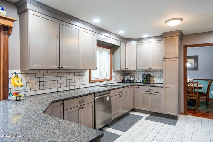 41 Helen Drive, Queensbury, NY, photo 3