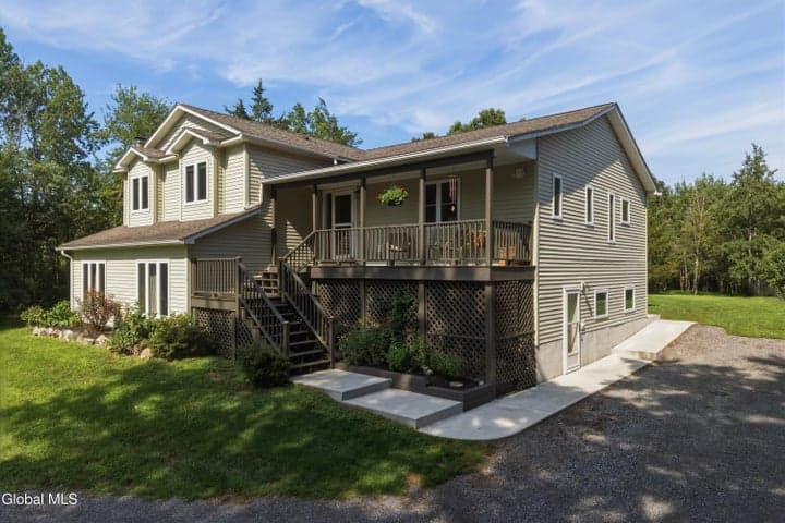 404 Church Avenue, Germantown, NY, photo 1