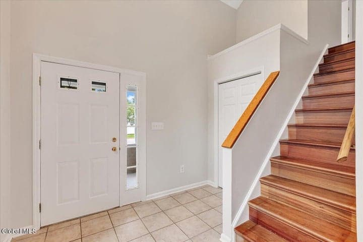 14 Callagan Drive, Saratoga Springs, NY, photo 4
