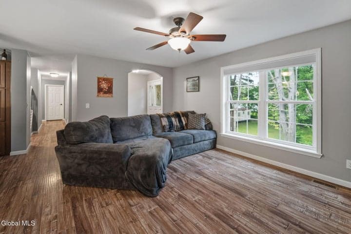 150 Memory Lane, Esperance, NY, photo 4