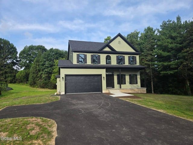 154 Dunsbach Ferry Road, Colonie, NY, photo 3