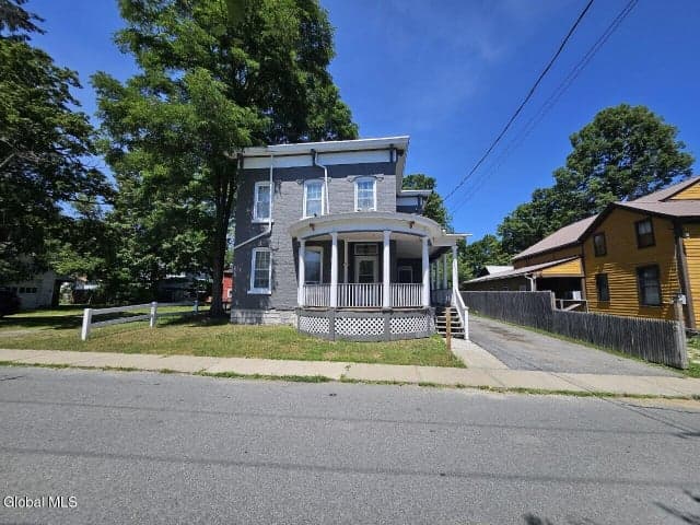 5 Maple Street, Broadalbin, NY