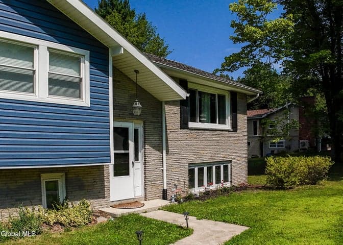 10 Bayberry Drive, Schodack, NY, photo 5