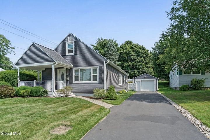 181 Shaker Park Drive, Loudonville, NY, photo 3