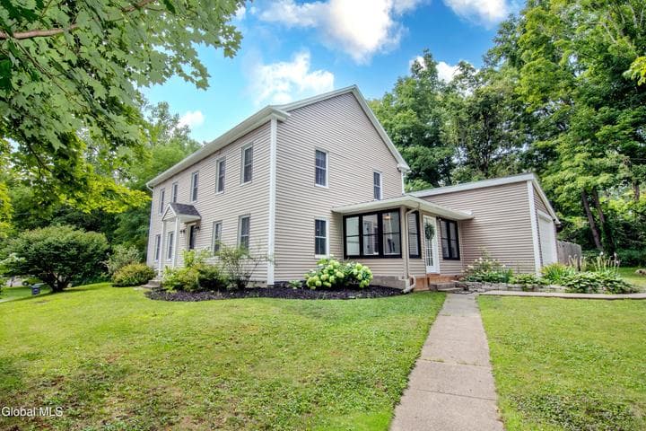 301 Old Ballston Avenue, Saratoga Springs, NY, photo 2