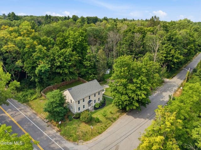 301 Old Ballston Avenue, Saratoga Springs, NY, photo 3