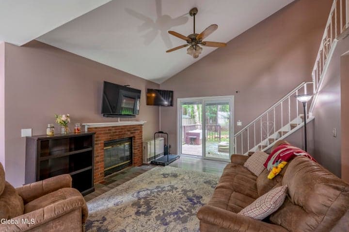 65 Pepperbush Place, Ballston Spa, NY, photo 3