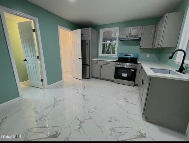 6 Clayton Street, Amsterdam, NY, photo 4
