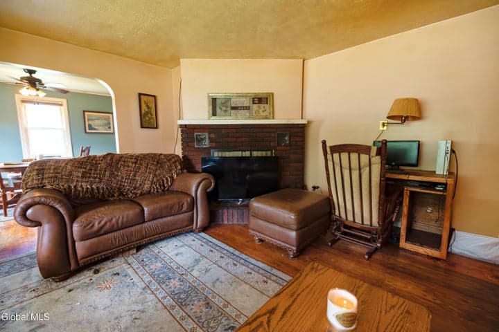 3027 Albany Street, Schenectady, NY, photo 3