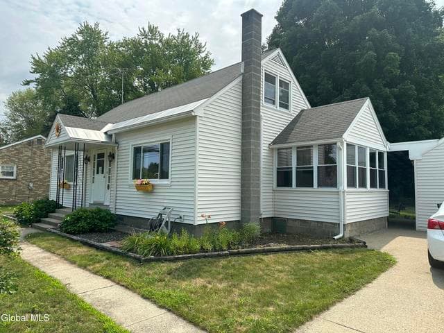 4 Kelly Avenue, Hudson Falls, NY, photo 2