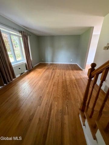 16 Sherbrook Drive, Bethlehem, NY, photo 2