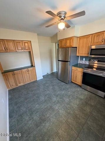 16 Sherbrook Drive, Bethlehem, NY, photo 5