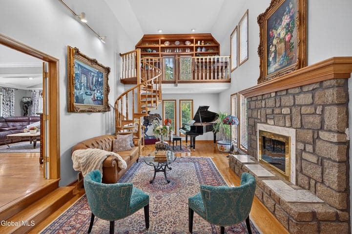 1 Milan Court, Niskayuna, NY, photo 4