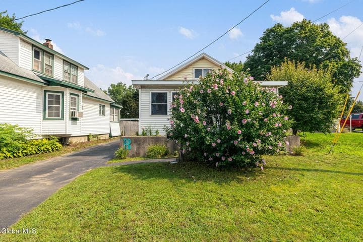 63 Osborne Road, Colonie, NY, photo 2