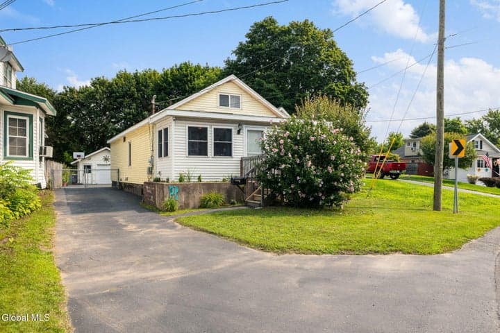 63 Osborne Road, Colonie, NY
