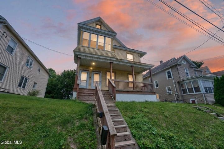 267-269 Vrooman Avenue, Amsterdam, NY, photo 2