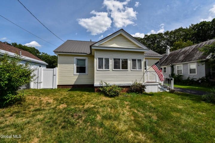 6 Poplar Street, Hudson Falls, NY, photo 2