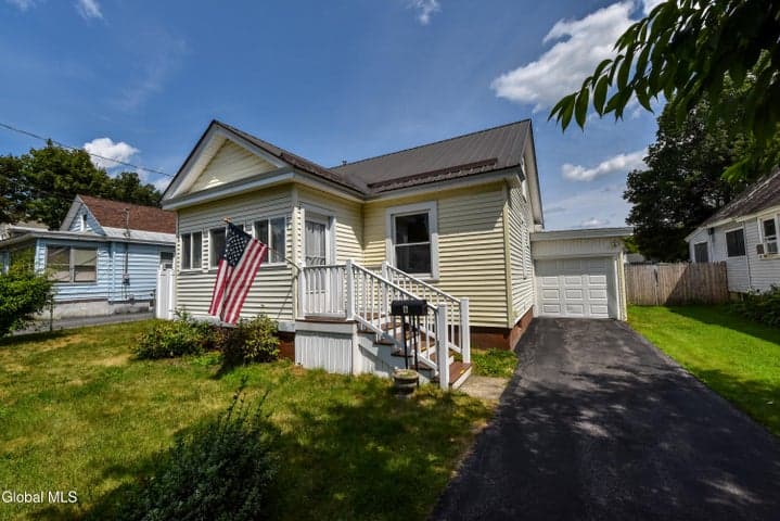 6 Poplar Street, Hudson Falls, NY, photo 3