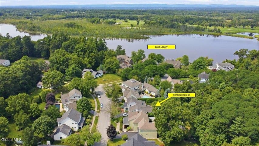 53 Waterview Drive, Saratoga Springs, NY, photo 3