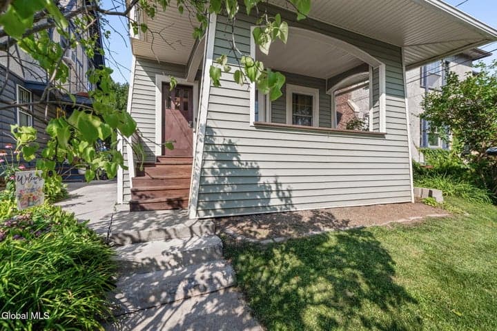 521 Mercer Street, Albany, NY, photo 2