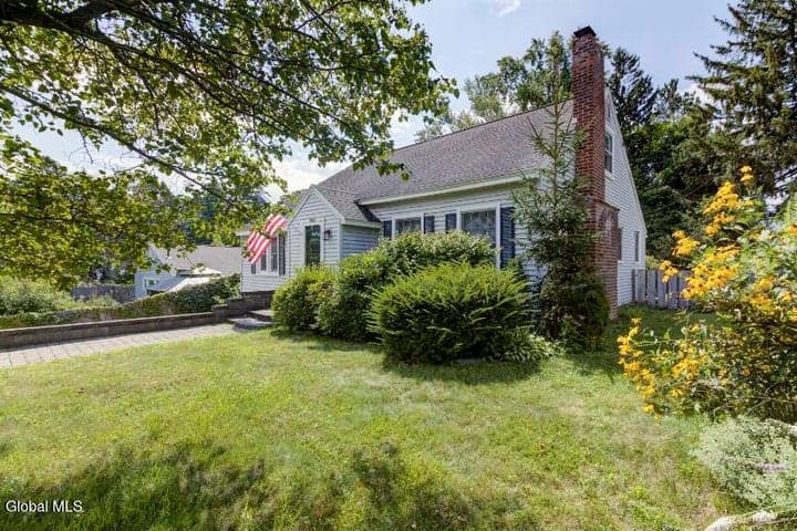 1974 Nott Street, Niskayuna, NY, photo 2