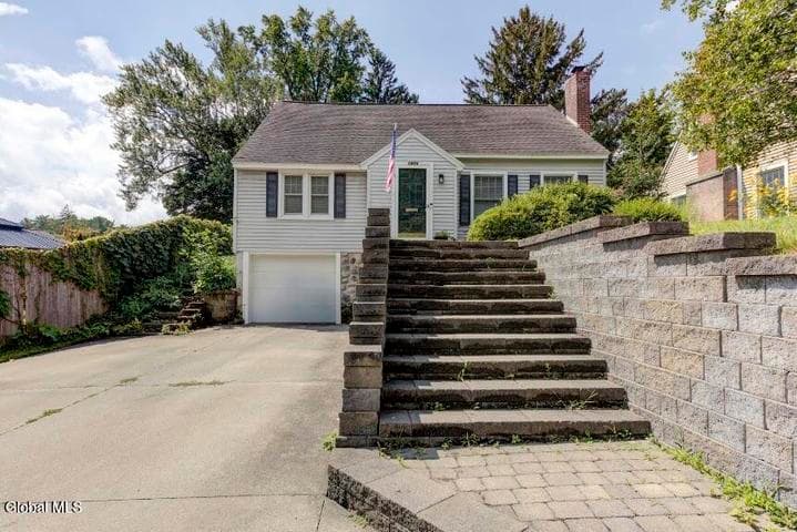 1974 Nott Street, Niskayuna, NY, photo 3