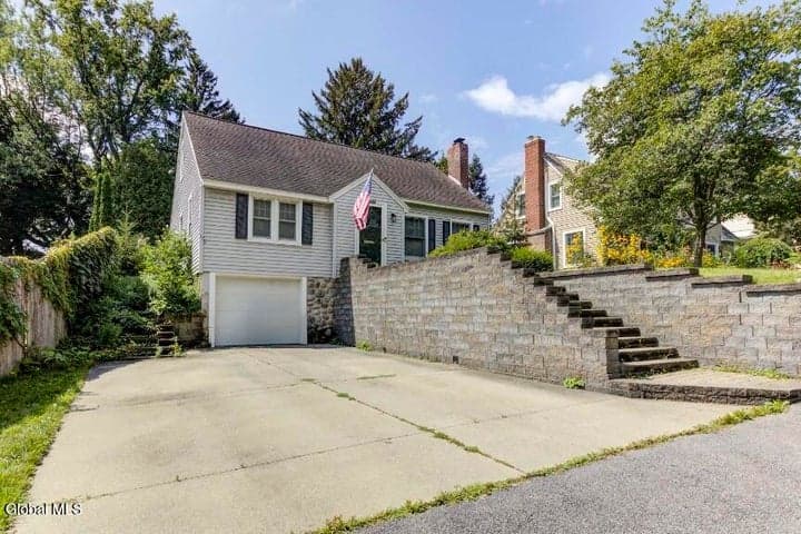 1974 Nott Street, Niskayuna, NY, photo 4