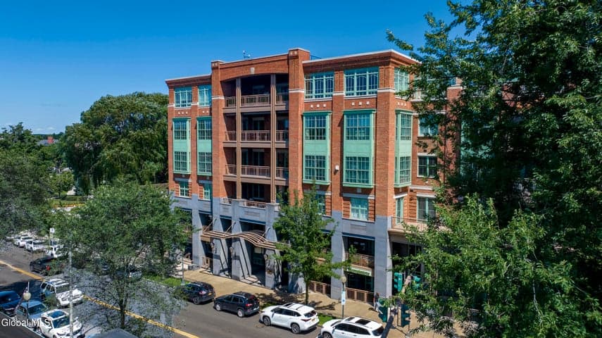 268 Broadway #STE 203, Saratoga Springs, NY