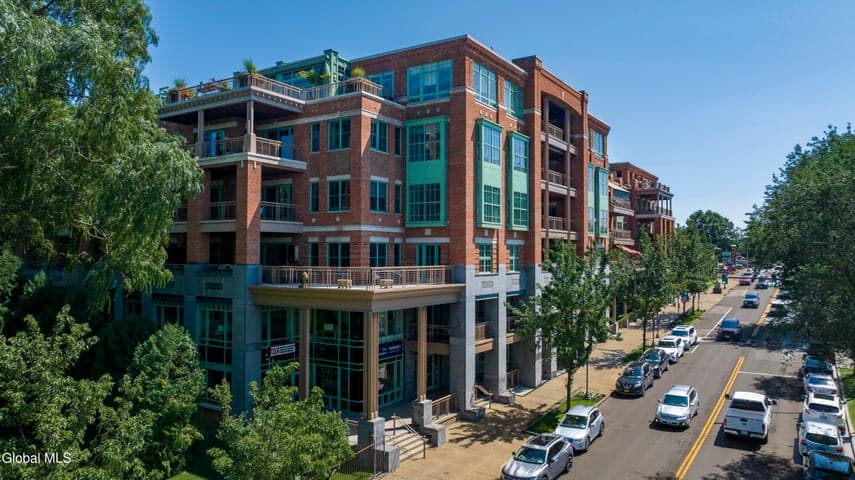 268 Broadway #STE 203, Saratoga Springs, NY, photo 2