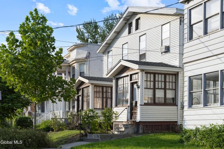 7 Beverly Avenue, Albany, NY, photo 2